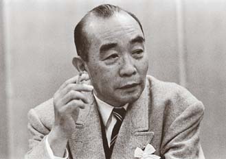 舟橋聖一
撮影:石井幸之助