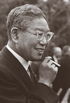 池田勇人(2)
撮影:石井幸之助