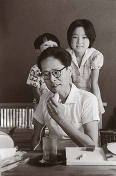 梅崎春生
撮影:田沼武能