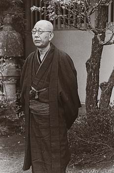 山本有三
撮影:田沼武能