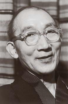 青山杉作
撮影:田沼武能