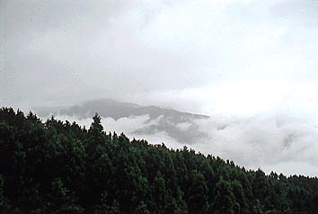 乱層雲
撮影:高橋健司