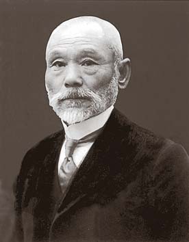 小金井良精
提供:毎日新聞社