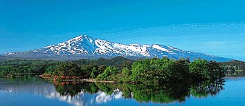 鳥海山
撮影:新海良夫