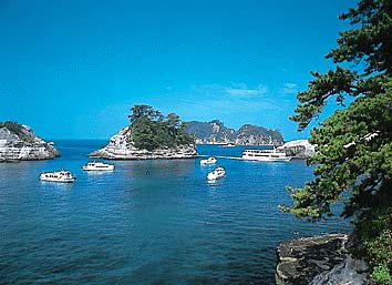 堂ヶ島
撮影:新海良夫