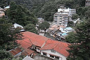 湯の山温泉
撮影:的場 啓