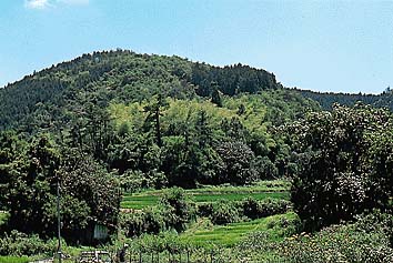 有王山
撮影:的場 啓