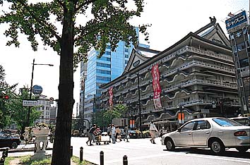 御堂筋(2)
撮影:的場 啓