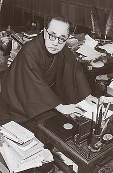 日夏耿之介
撮影:田沼武能
