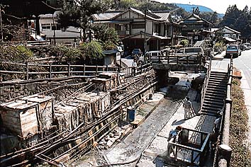 湯ノ峰温泉
撮影:的場 啓