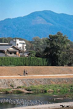 大文字山
撮影:的場 啓