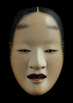 泣増
撮影:神田佳明(所蔵:岩崎久人)