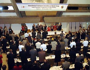 地球温暖化防止京都会議(1997年11月)
提供:毎日新聞社