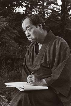 梅原竜三郎(1)
撮影:田村 茂